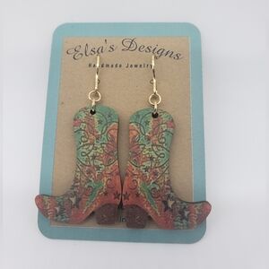 912- Cowgirl Western Boots Wooden Handmade Earrings NWT